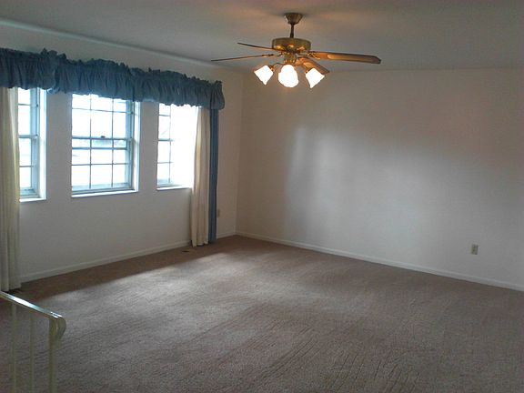 3rd image of 4963 Pepperwood Dr