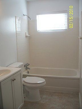 4th image of 1005 Circuit Dr APT A