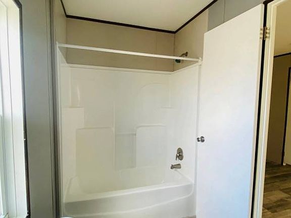 5th image of 3150 Plateau Dr #804