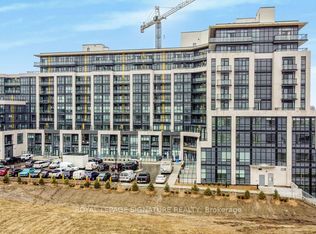 405 Dundas St W #306, Oakville, ON L6M 4M2