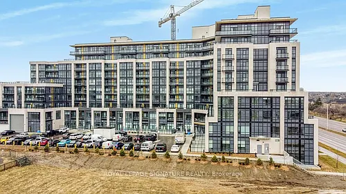 405 Dundas St W Photo 1