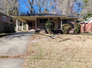 1664 Barrett Dr NW, Atlanta, GA 30318