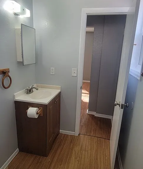 132 1/2 Greenwood Ave #132 — Photo 8