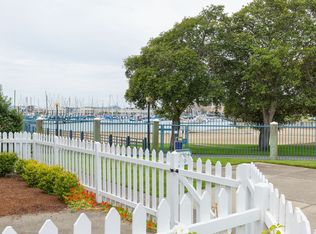 605 Commodore Dr, Richmond, CA 94804