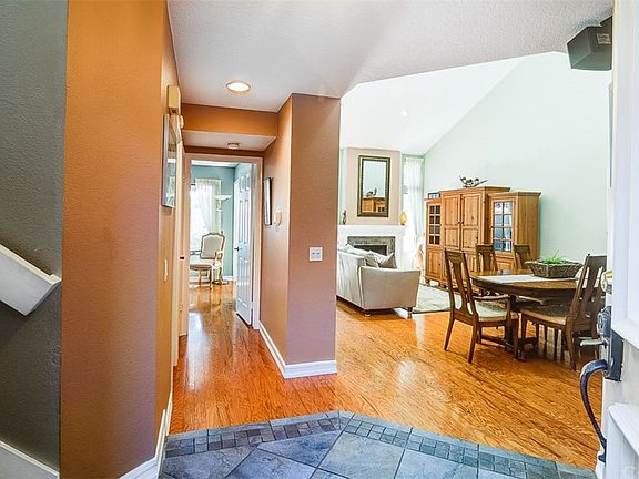 2nd image of 9782 Hampton Ct