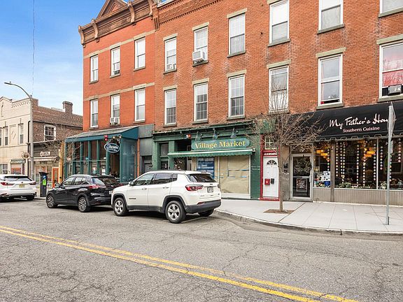 2nd image of 10 N Broadway #101