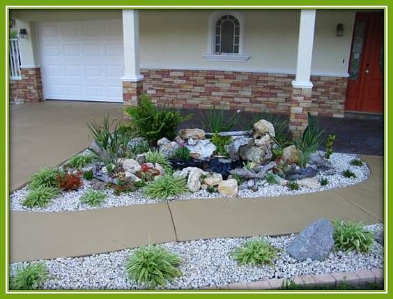 Beautiful Pond at Entryway!