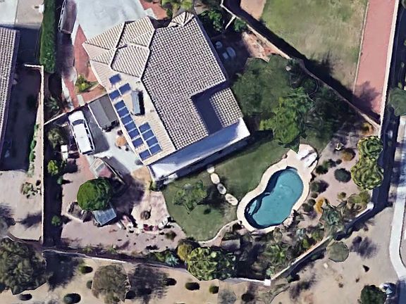 5th image of 7431 N 75th Dr