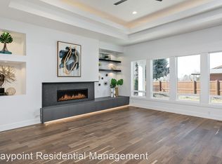 1075 N Creekwater Way, Eagle, ID 83616