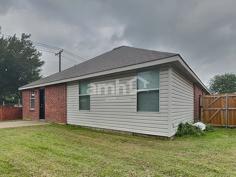 5200 Emmeryville Ln — Photo 19
