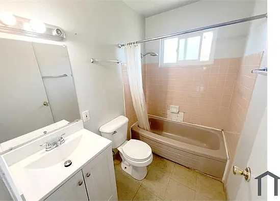 917 Carro Dr #4 — Photo 9