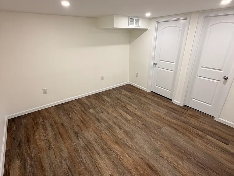 5706 Palos Ln — Photo 5