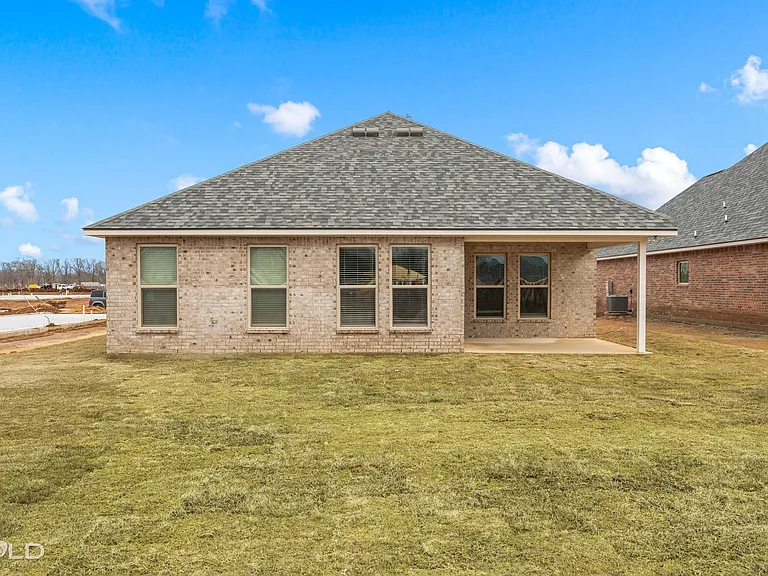 414 Blanchard Loop — Photo 8