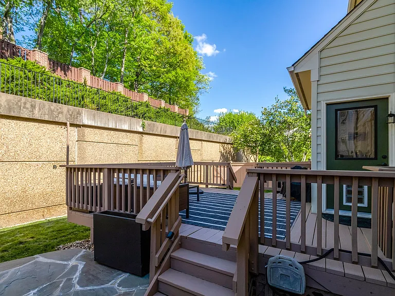 5231 Winter View Dr — Photo 88