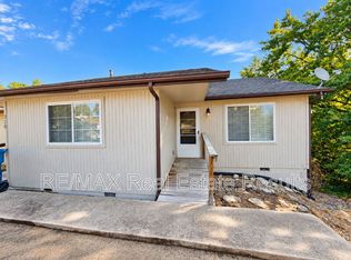 210 White Oak Dr NE Unit C, Gravette, AR 72736