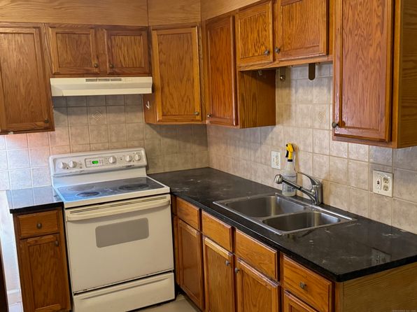 71 Deming Rd
