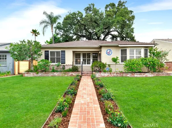 16800 McCormick St, Encino, CA 91436