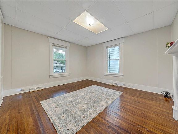 5th image of 619 Madison Ave NW