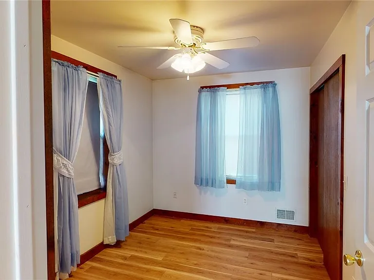 357 Lowden Point Rd — Photo 20