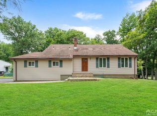 11 Crestmont Ave, Edison, NJ 08820