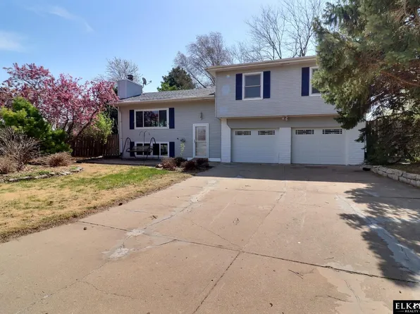 5097 S 159th Cir, Omaha, NE 68135
