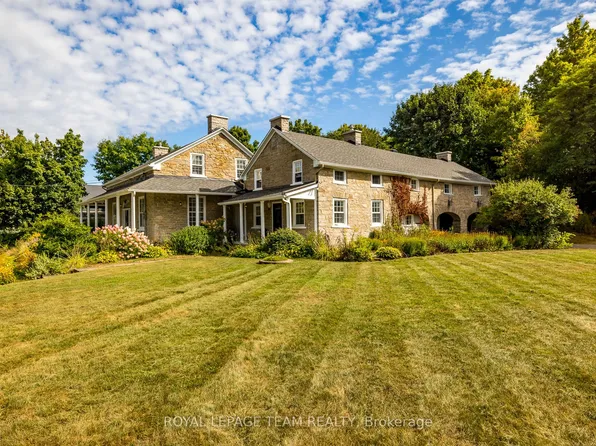 492 River Rd, Mississippi Mills, ON K0A 1A0