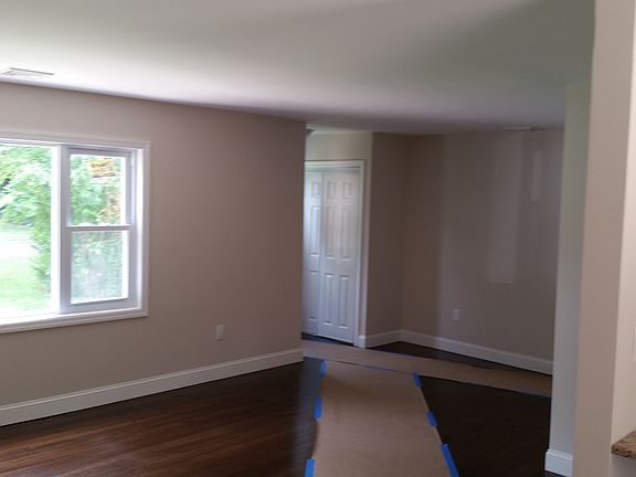 2nd image of 60 Astor Ave