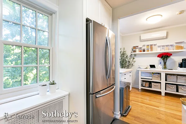 Rented by Terrace Sotheby's International Realty | media 29