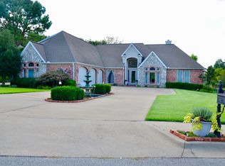 2530 Raintree Cir, Springdale, AR 72762