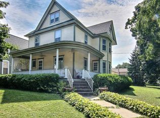 304 W 4th St, Pecatonica, IL 61063