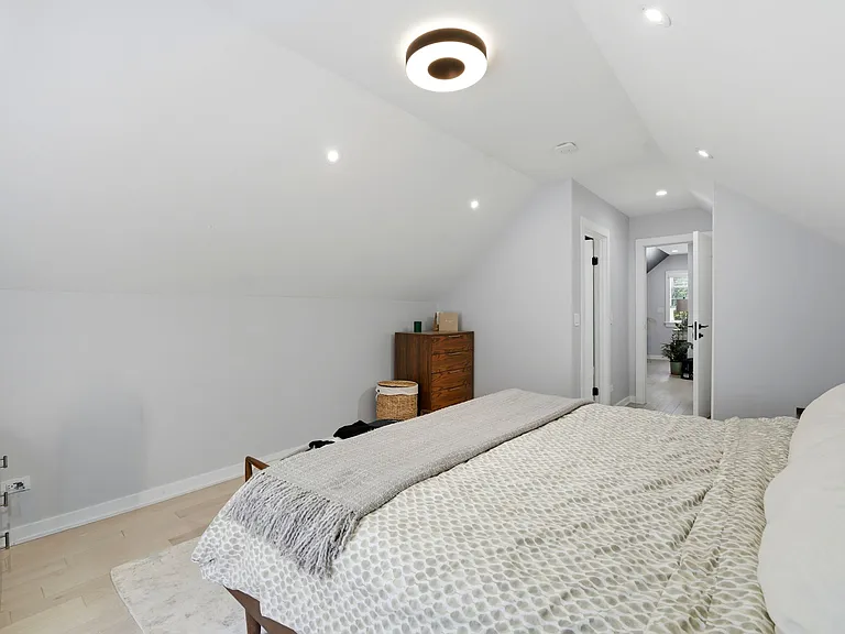 1518 W Melrose St #CH — Photo 10