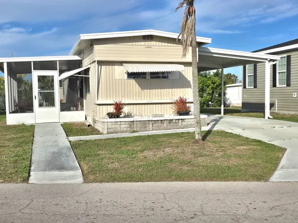 117 Windmill Blvd, North Fort Myers, FL 33903