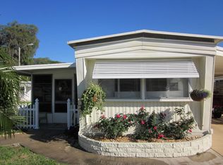211 Rue De Paresse, Tavares, FL 32778