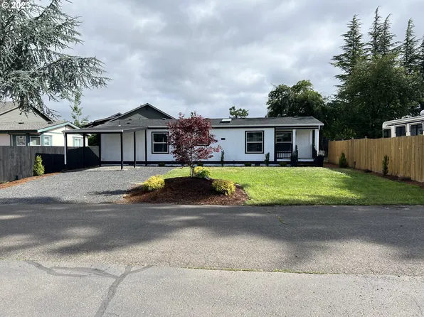 176 Fenton Ave, Molalla, OR 97038