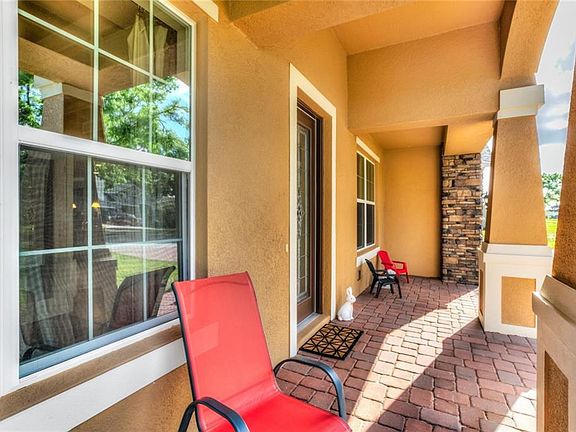 3rd image of 24415 Woodhill Ct