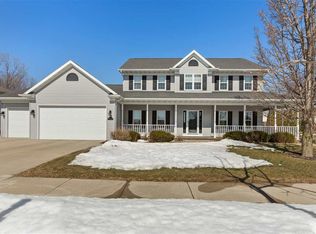 208 E Stratford Ln, Appleton, WI 54913