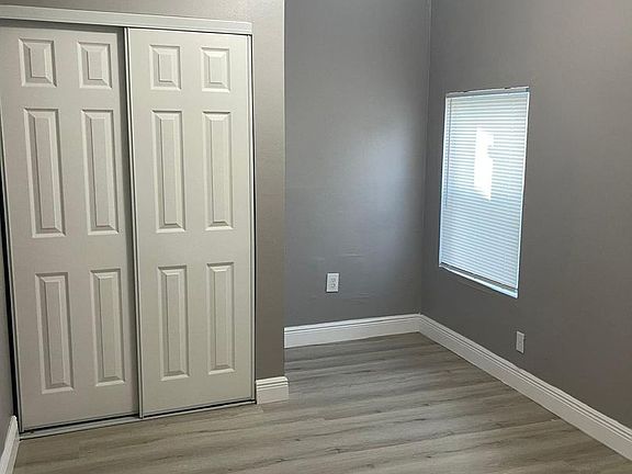 3rd image of 2302 Continental Blvd Unit B