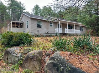 12 Towner Rd, Lake Luzerne, NY 12846