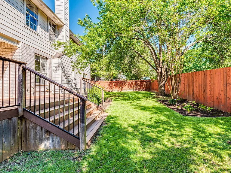6911 Gentle Oak Dr — Photo 38