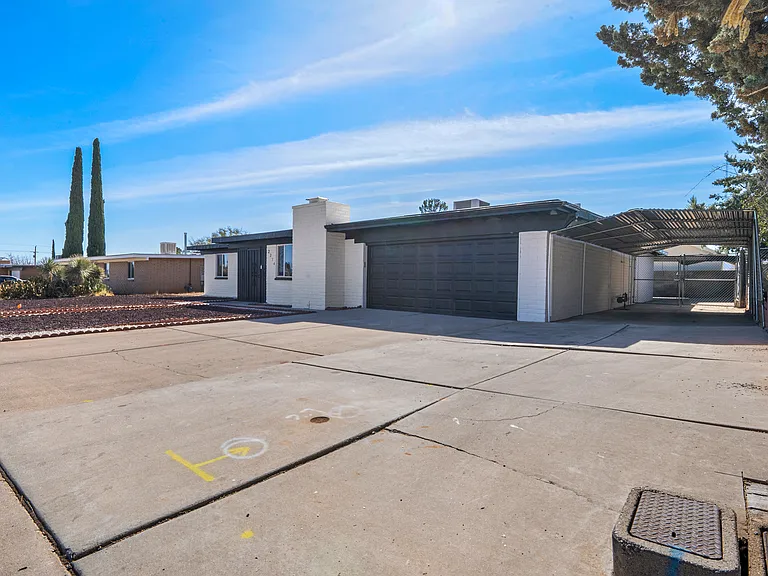 2214 Santa Rosa Dr — Photo 29