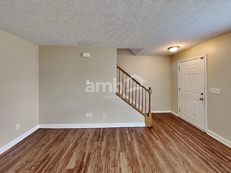 261 Rainswept Dr — Photo 8