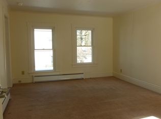 15 Pine St #4, Hamilton, NY 13346