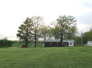 9421 N 510th Rd, Tahlequah, OK 74464