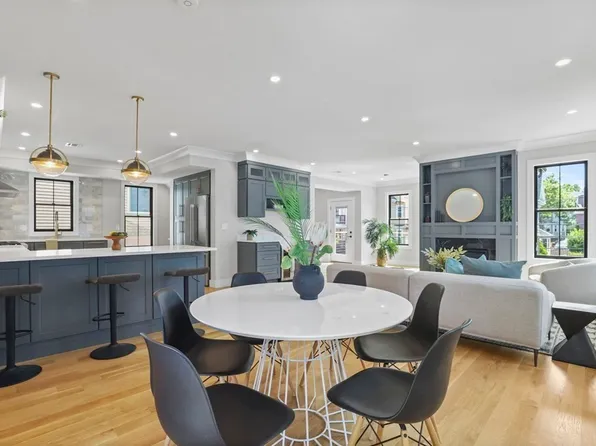 30 Burnside Ave #30, Somerville, MA 02144