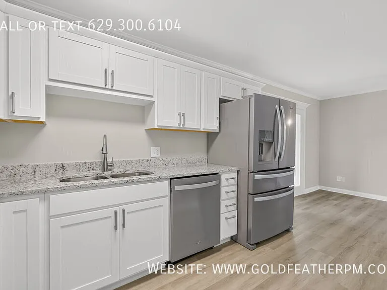 109B Harrow Ct — Photo 16