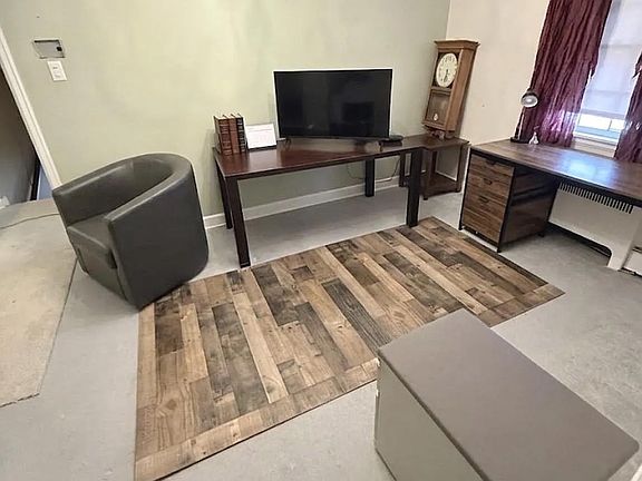 4th image of 306 S Carol Blvd Floor 2