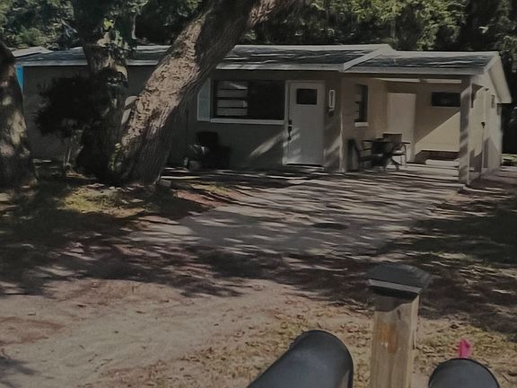 2nd image of 811 E 12th Ave