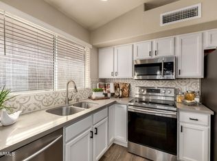 4414 E Desert Wind Dr, Phoenix, AZ 85044