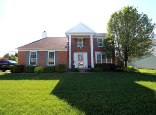 35819 Eastmont Dr, Sterling Heights, MI 48312