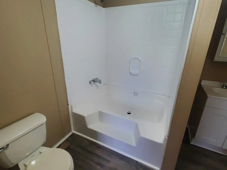 1007 Barberry Ct — Photo 8
